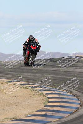 media/Nov-16-2025-Race Pace (Sun) [[8c5fa54630]]/Verified Riders/1-Turns 9 and 10 (925am)/